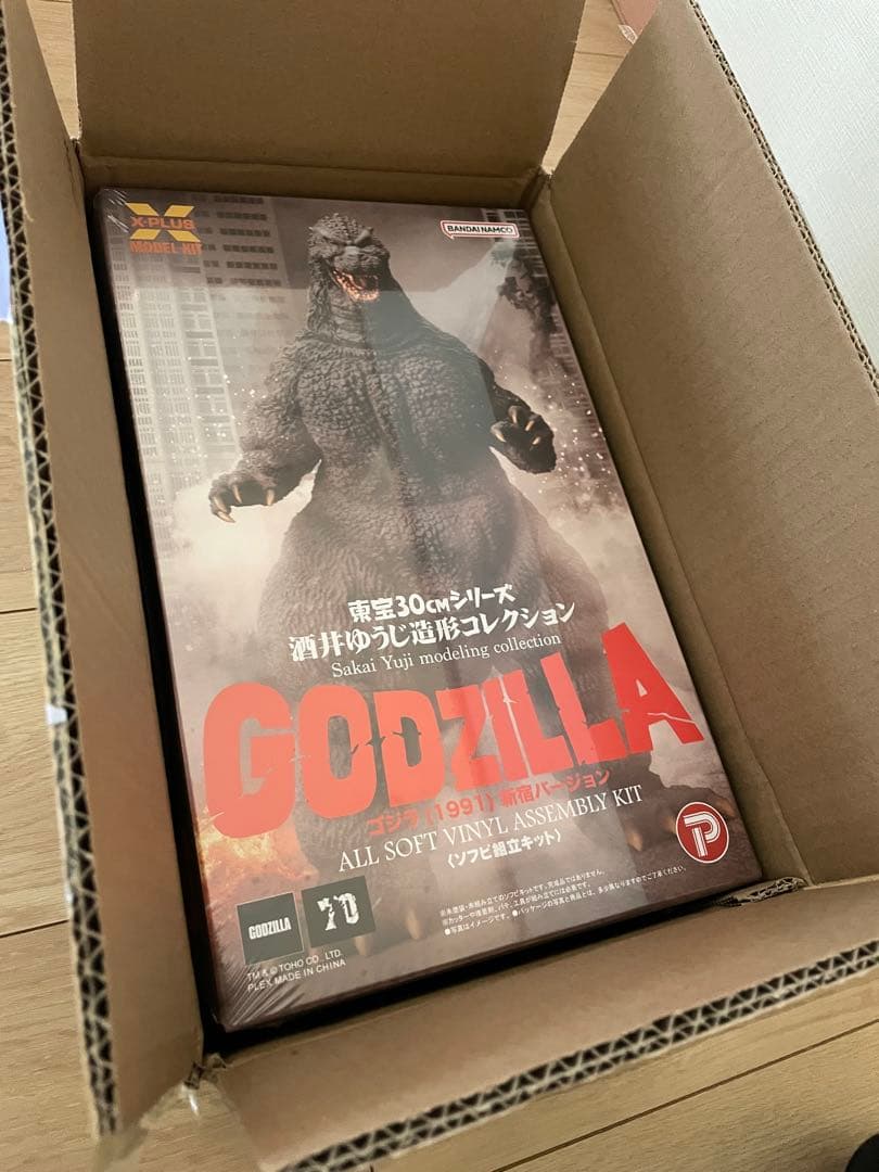 酒井ゆうじ造形コレクション ゴジラ（1991）新宿バージョン ソフビ組立キット