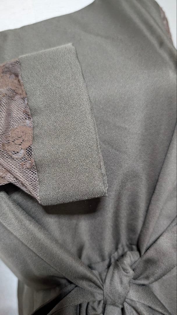 【極美品】pour vous　バックプリーツ＆レース ロングワンピース