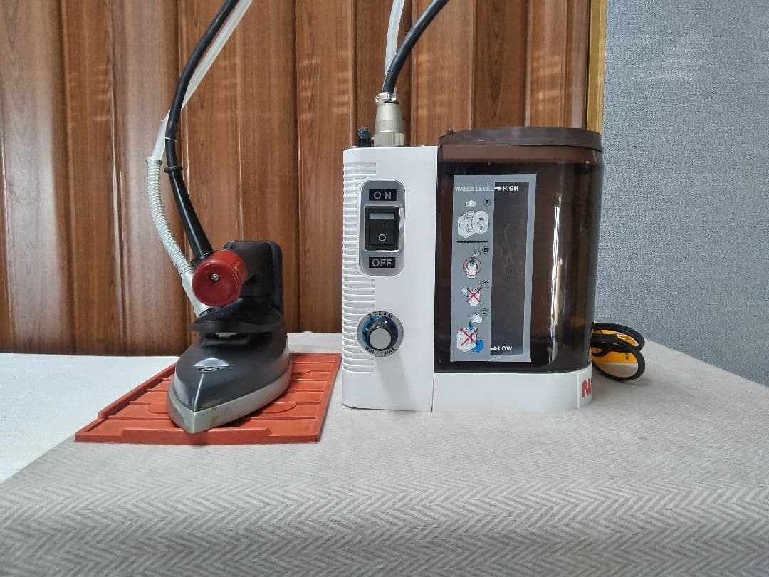 ナオモトスーパーポンプとHYS-410Pアイロンとバキューム付きアイロン台