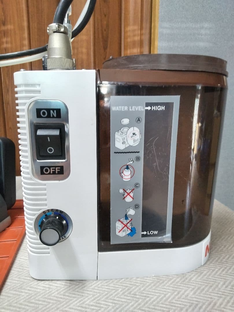 ナオモトスーパーポンプとHYS-410Pアイロンとバキューム付きアイロン台