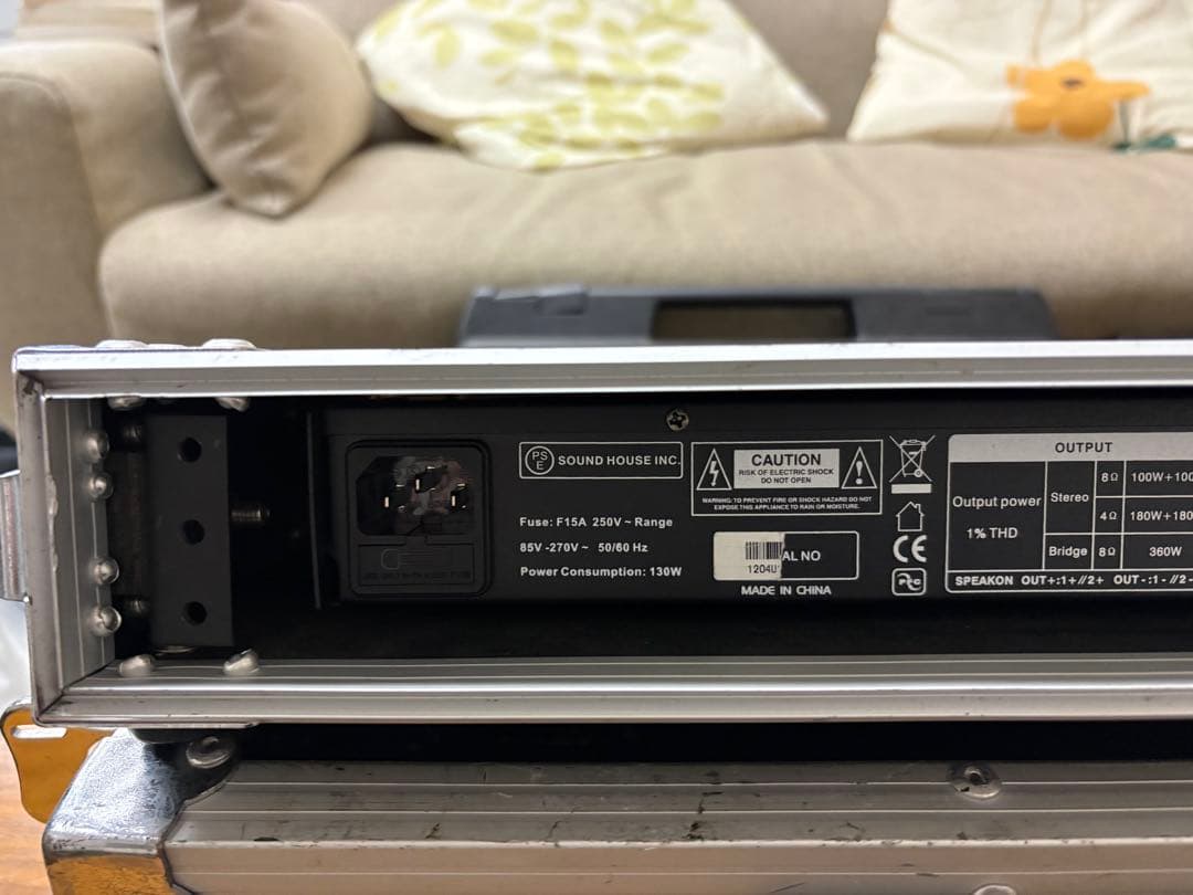 DCP400 パワーアンプ 2チャンネル ハードケース付