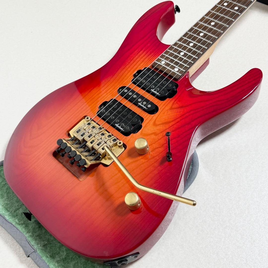 日本製 CHARVEL BY JACKSON CDS-075 Dinky