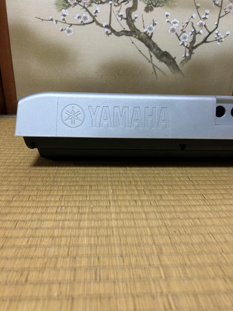 【美品】ヤマハ PSR-E323 電子キーボード