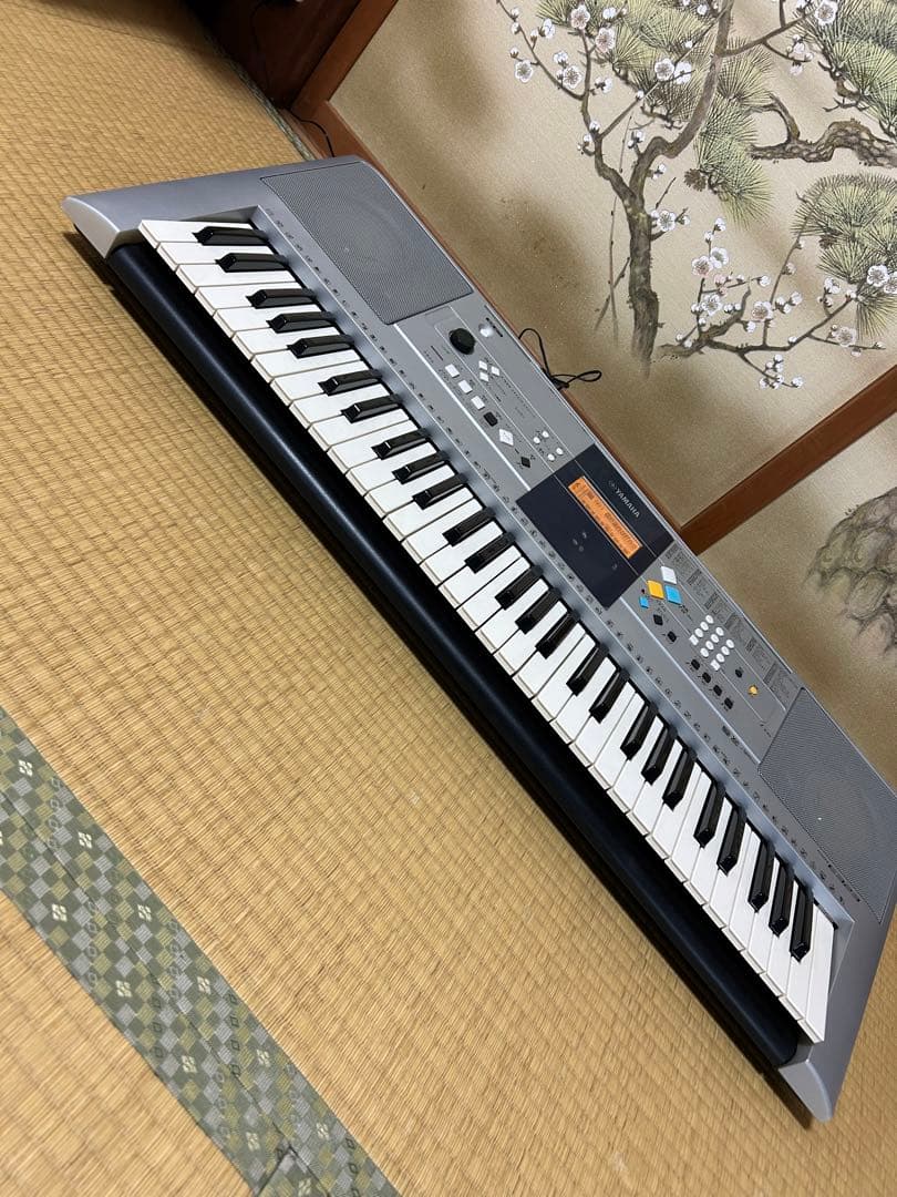 【美品】ヤマハ PSR-E323 電子キーボード