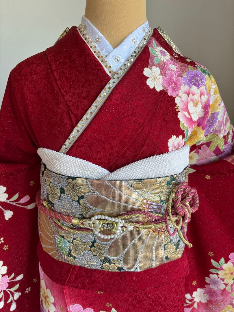 《特別最終価格❣️①•８／末迄》⭐️華やかで可愛い振袖フルセット　正絹　成人式
