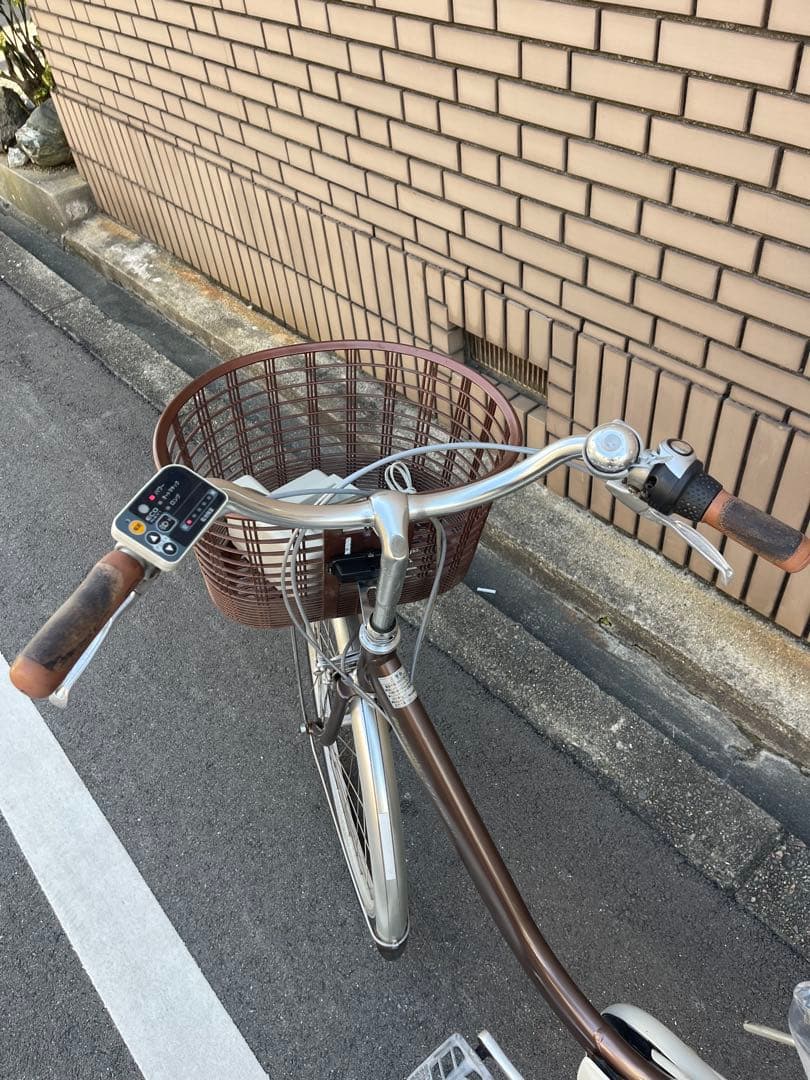 電動アシスト自転車 ブラウン 26インチ 前カゴ付き