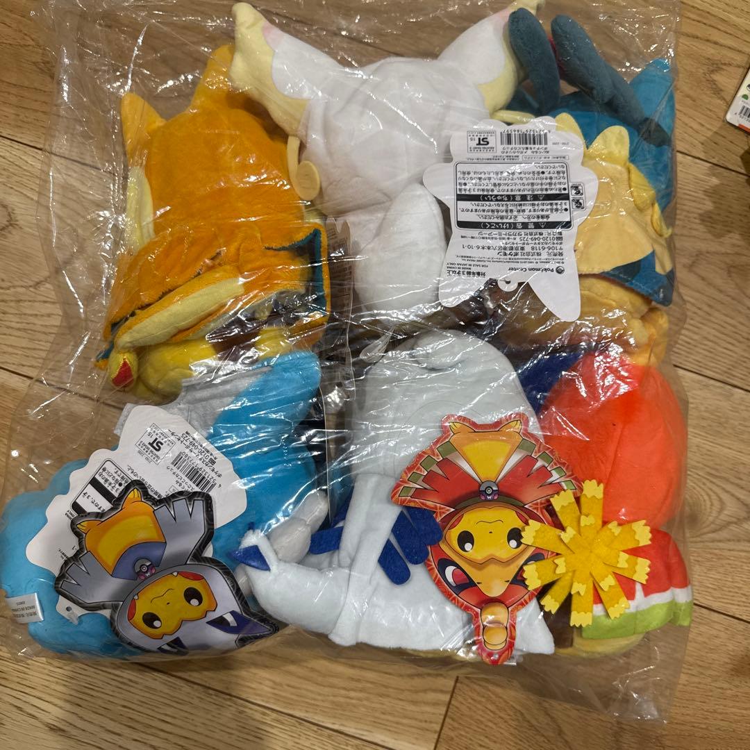 ピカチュウ ぬいぐるみ　6体