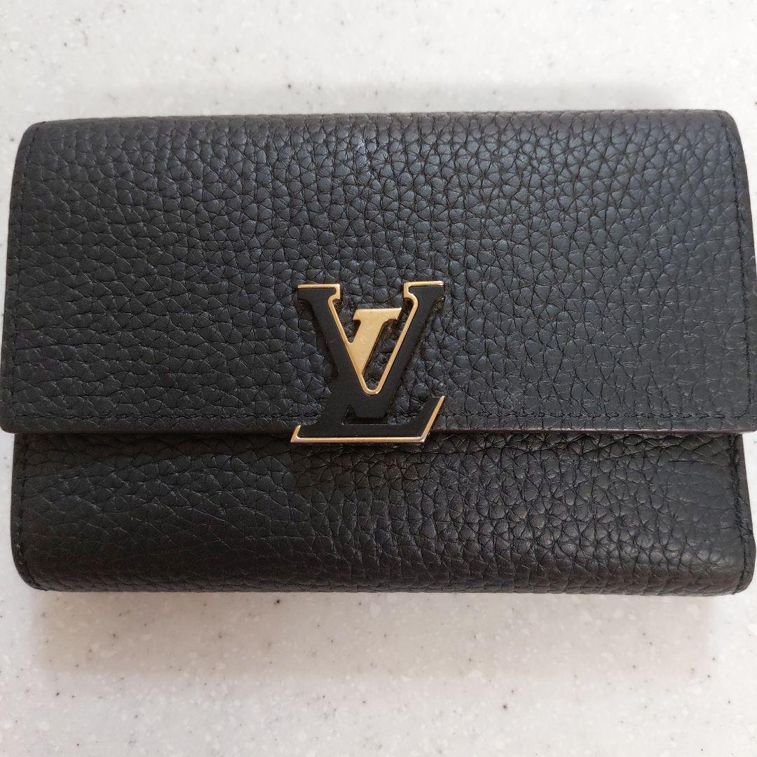 LOUIS VUITTON 　カプシーヌ　財布