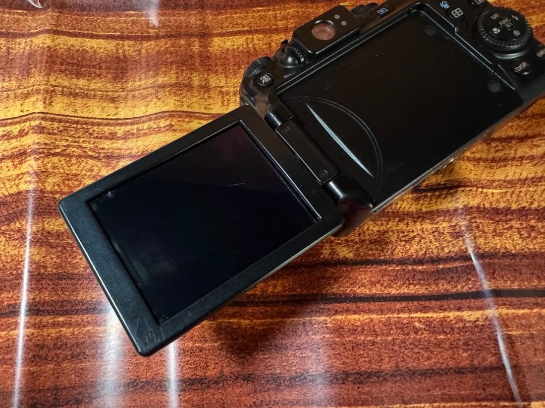 Canon Power Shot G11（充電器、バッテリ付属）