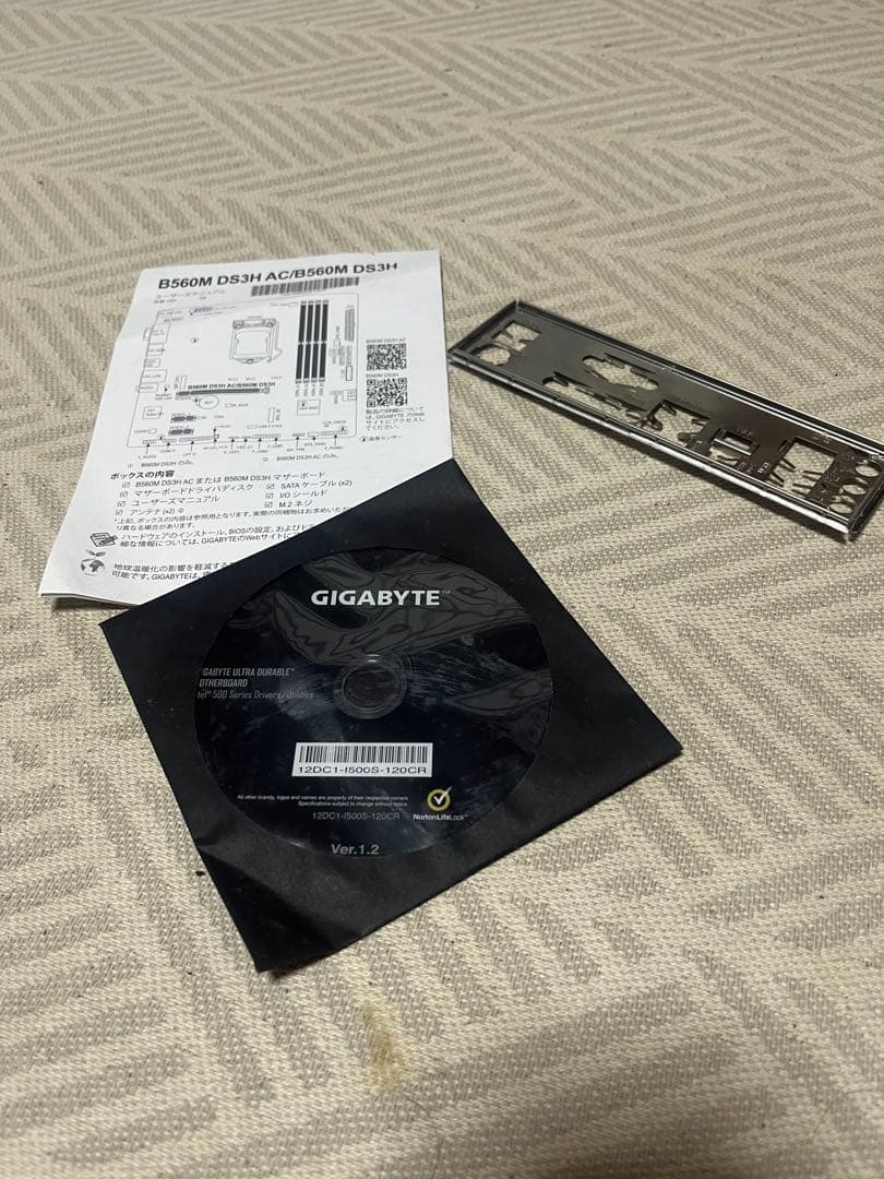 Intel Core i3 10100、GIGABYTE B560M ジャンク