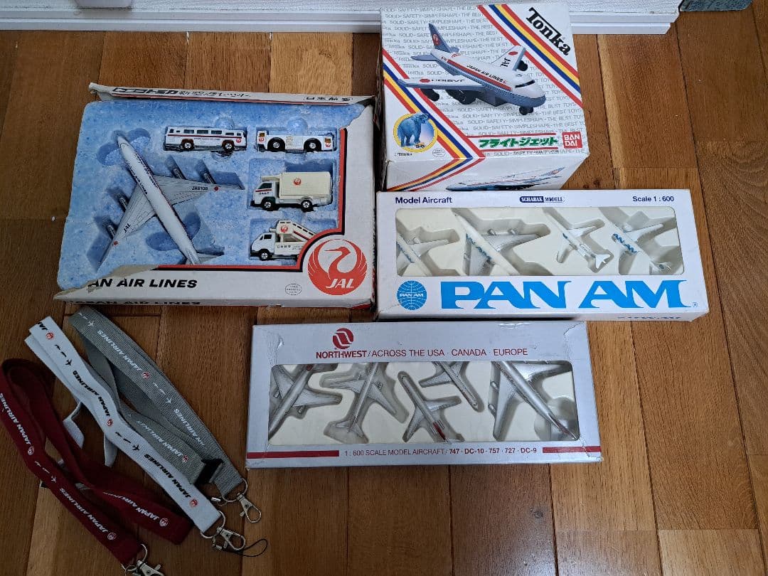 ★飛行機模型★JAL・PAN AN・NORTH WEST　トミカ