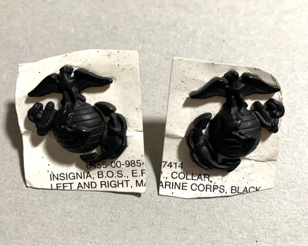 アンティークUSMCビンテージアメリカ海兵隊NAVY 帽章襟章バッチ帽章34個