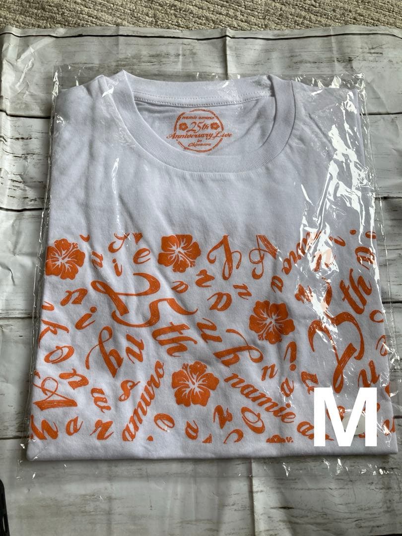 安室奈美恵　ハイビスカス　沖縄　Tシャツ　新品未開封