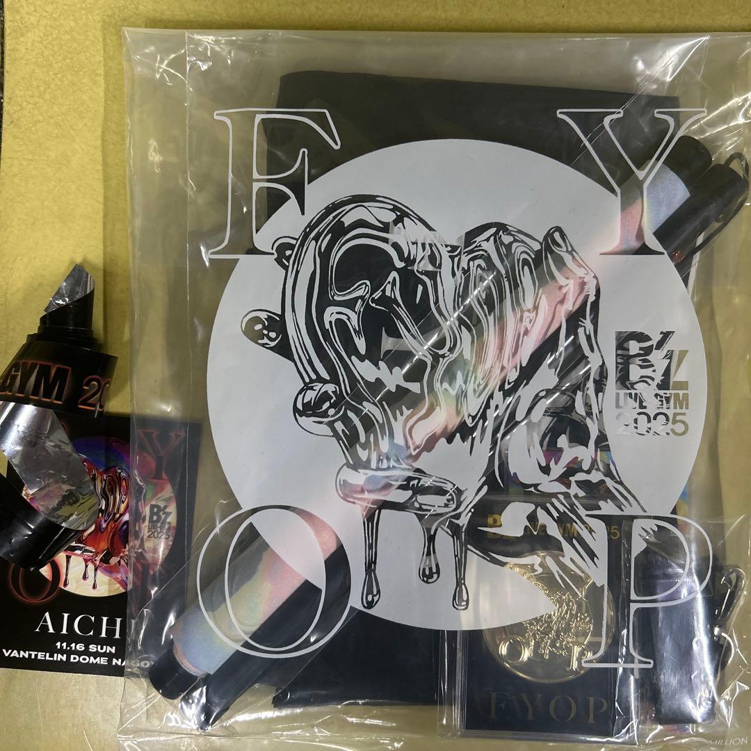 B'z Premium席専用オリジナルグッズ + 銀テ