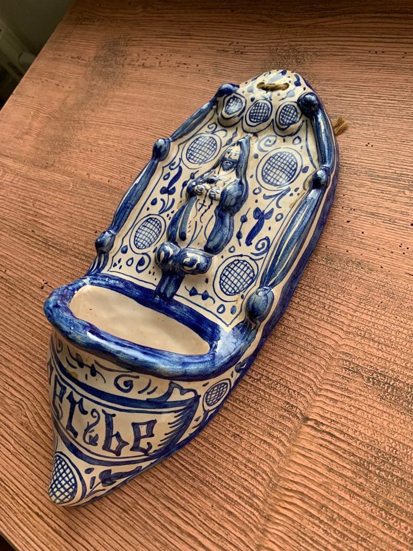 グランピエ　ビンテージスペイン陶器の聖水入れ壁掛け！大胆な筆使いが魅力！