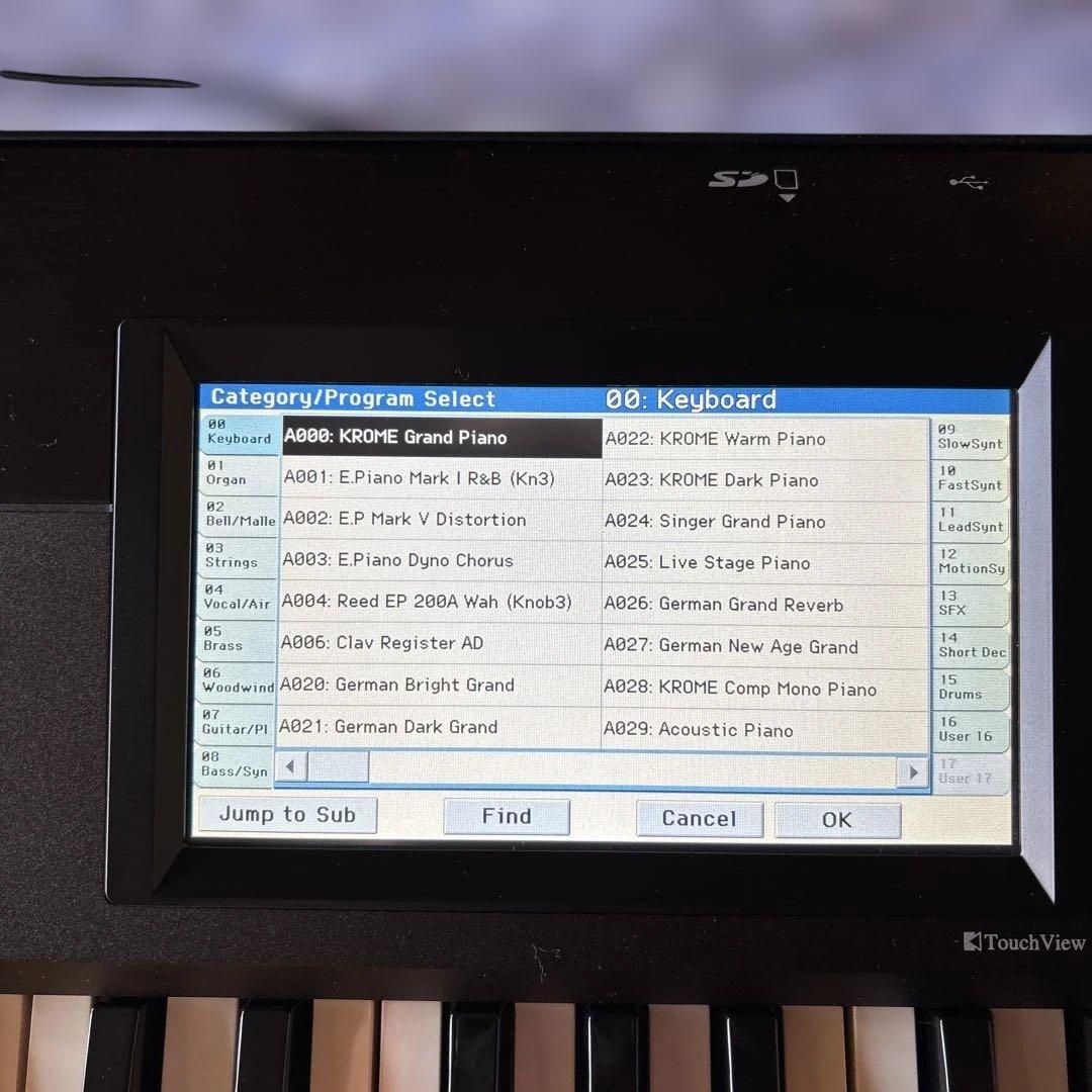 KORG KROME-73 ペダル・ケース付 動作良好