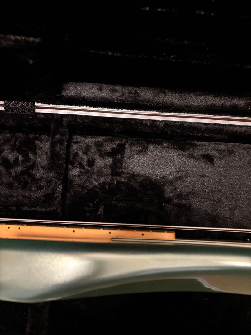 ベース American Professional II Jazz Bass