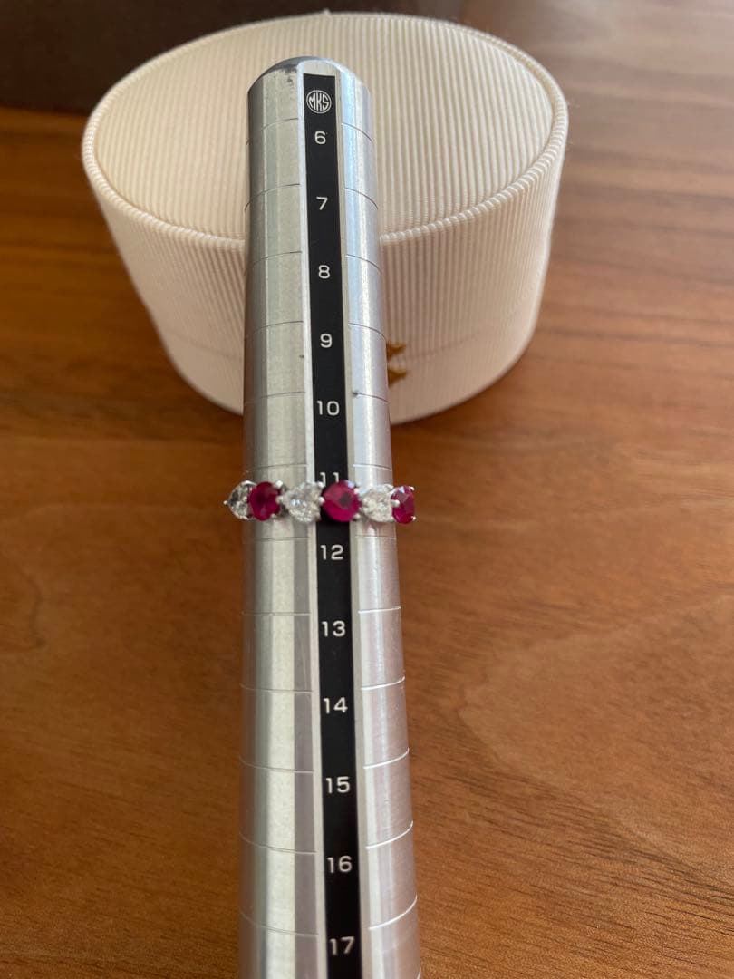 こんこん様　ルビーandダイヤモンド　ハートエタニティリング