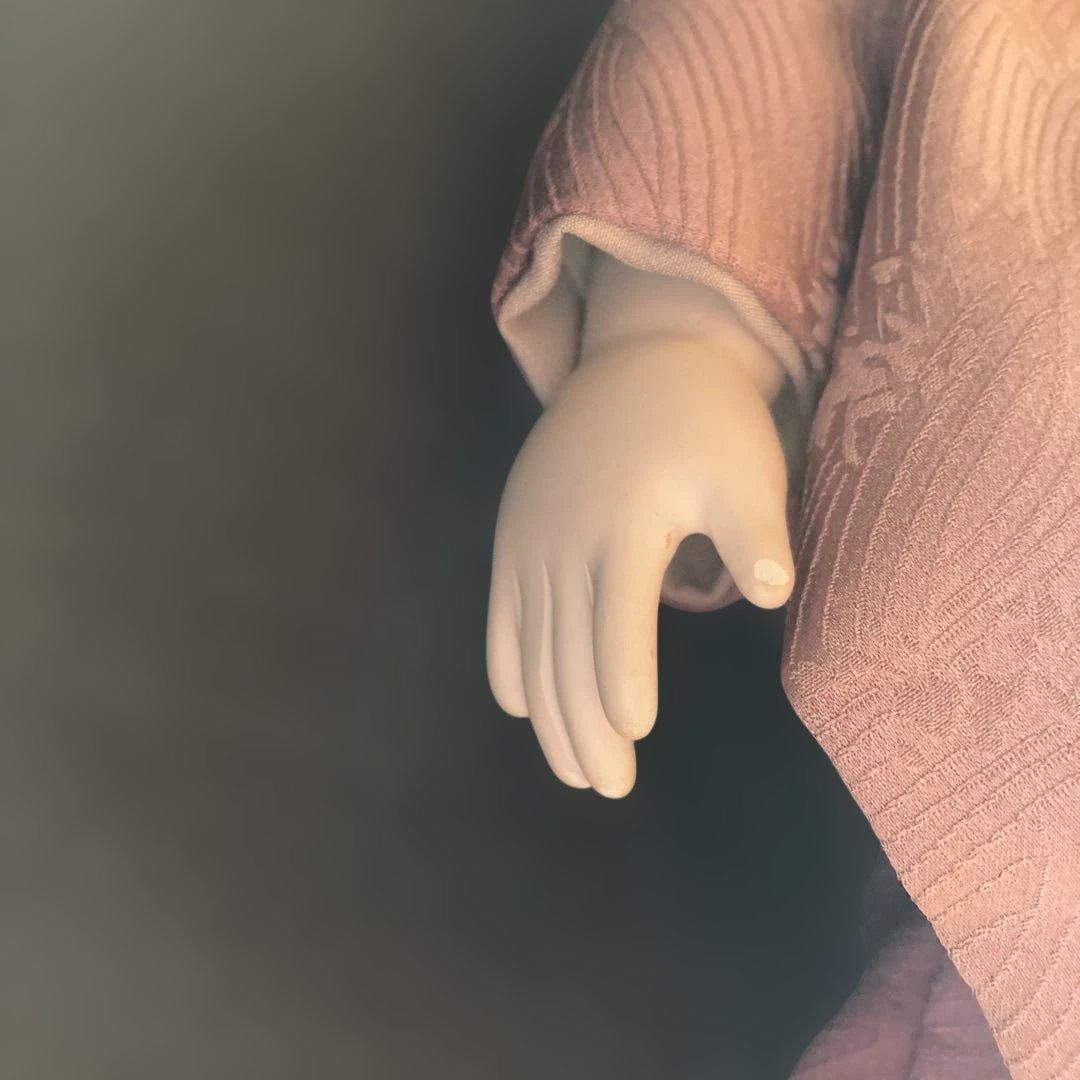 市松人形 薄いピンクの着物　少々難あり