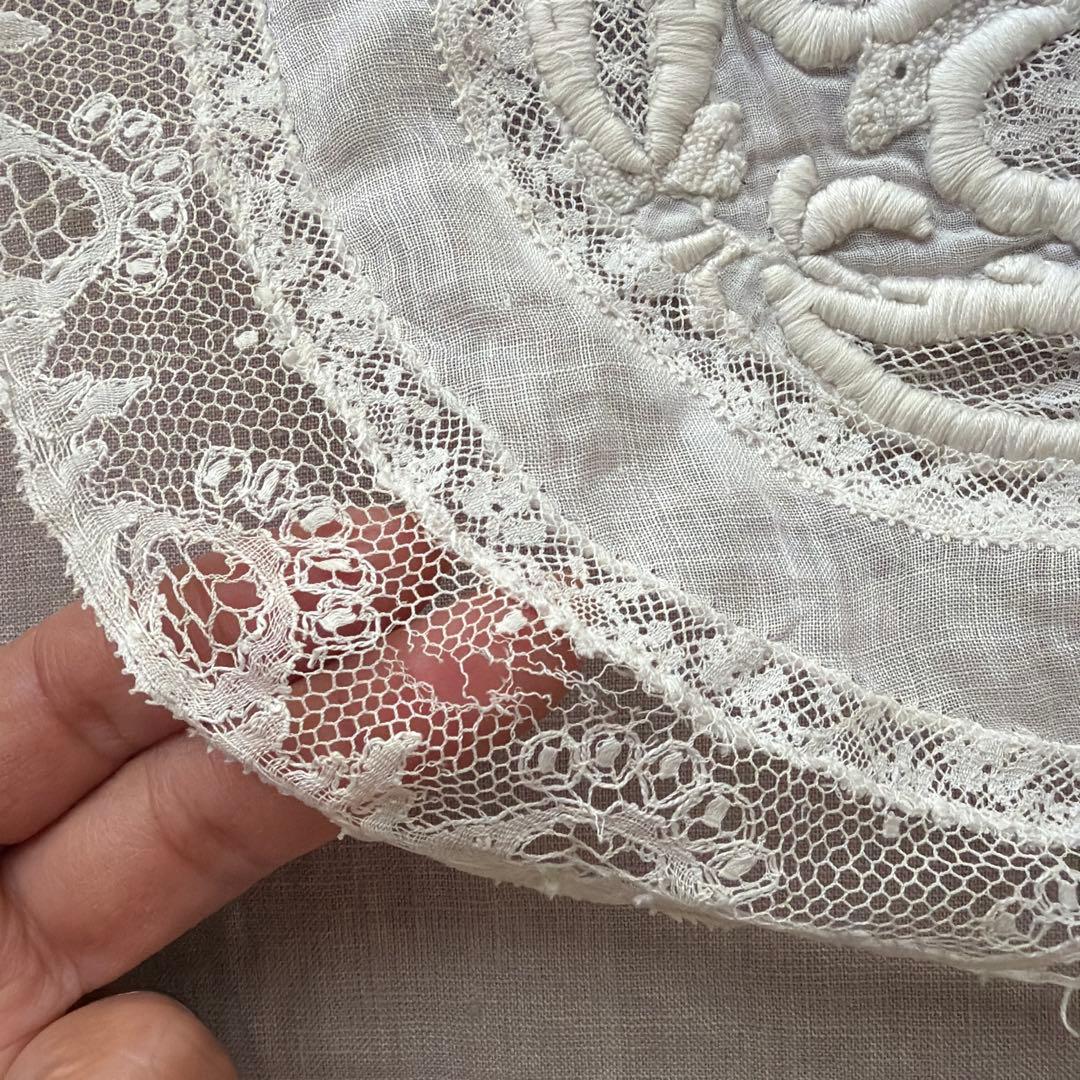 フランスアンティーク リネン手刺繍ドイリー ホワイトワーク／カットワークレース