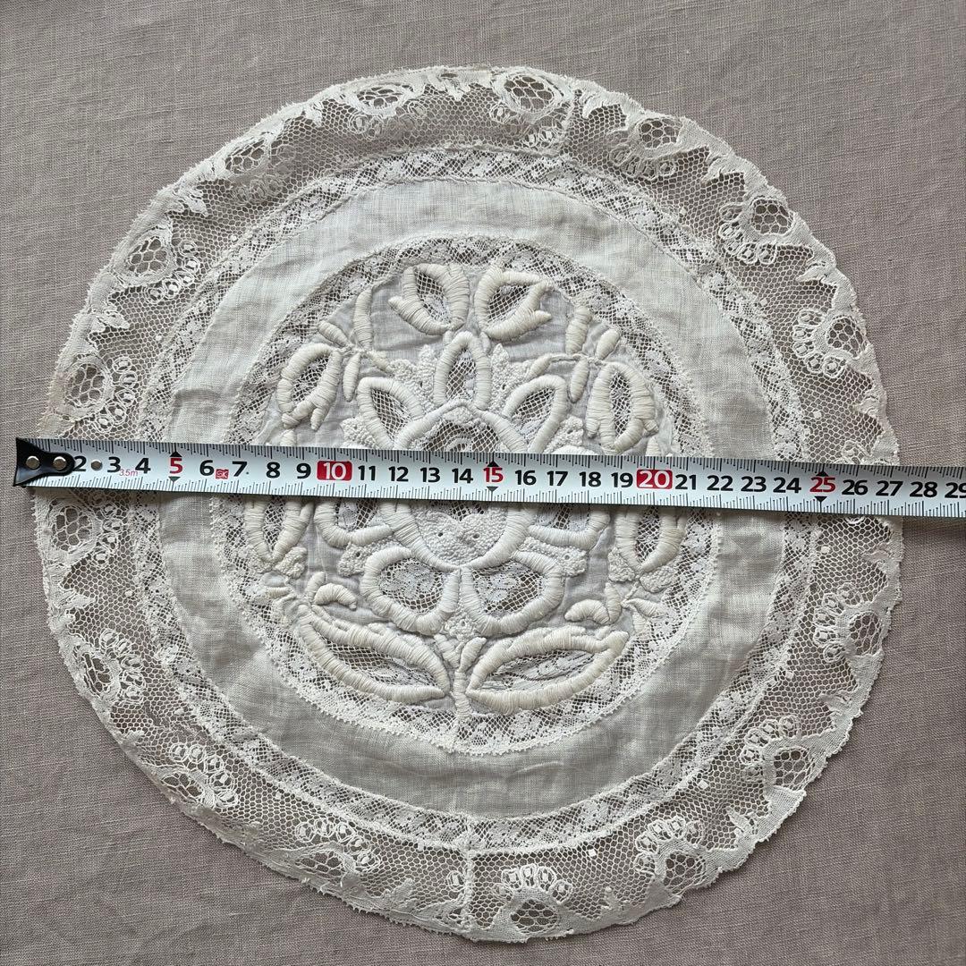 フランスアンティーク リネン手刺繍ドイリー ホワイトワーク／カットワークレース