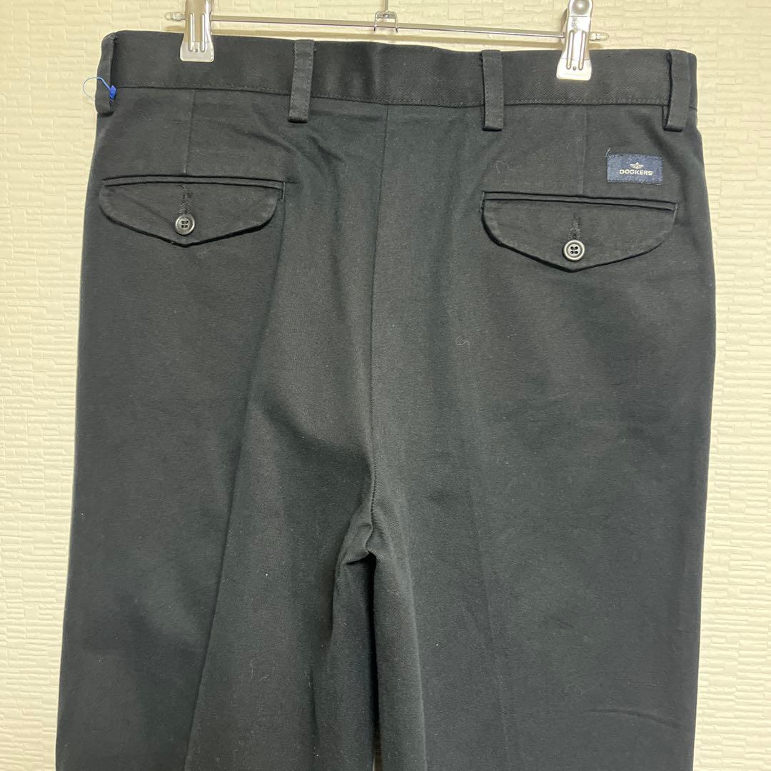 カ*イ様 美品 激安 新品　黒　DOCKERS ブラック　ツータック　チノ ドッ