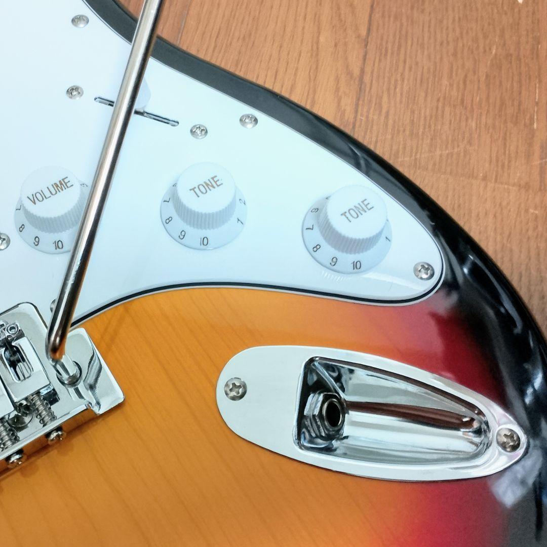 美品　Vanguard　VST-01 3TS　ストラトタイプ　エレキギター