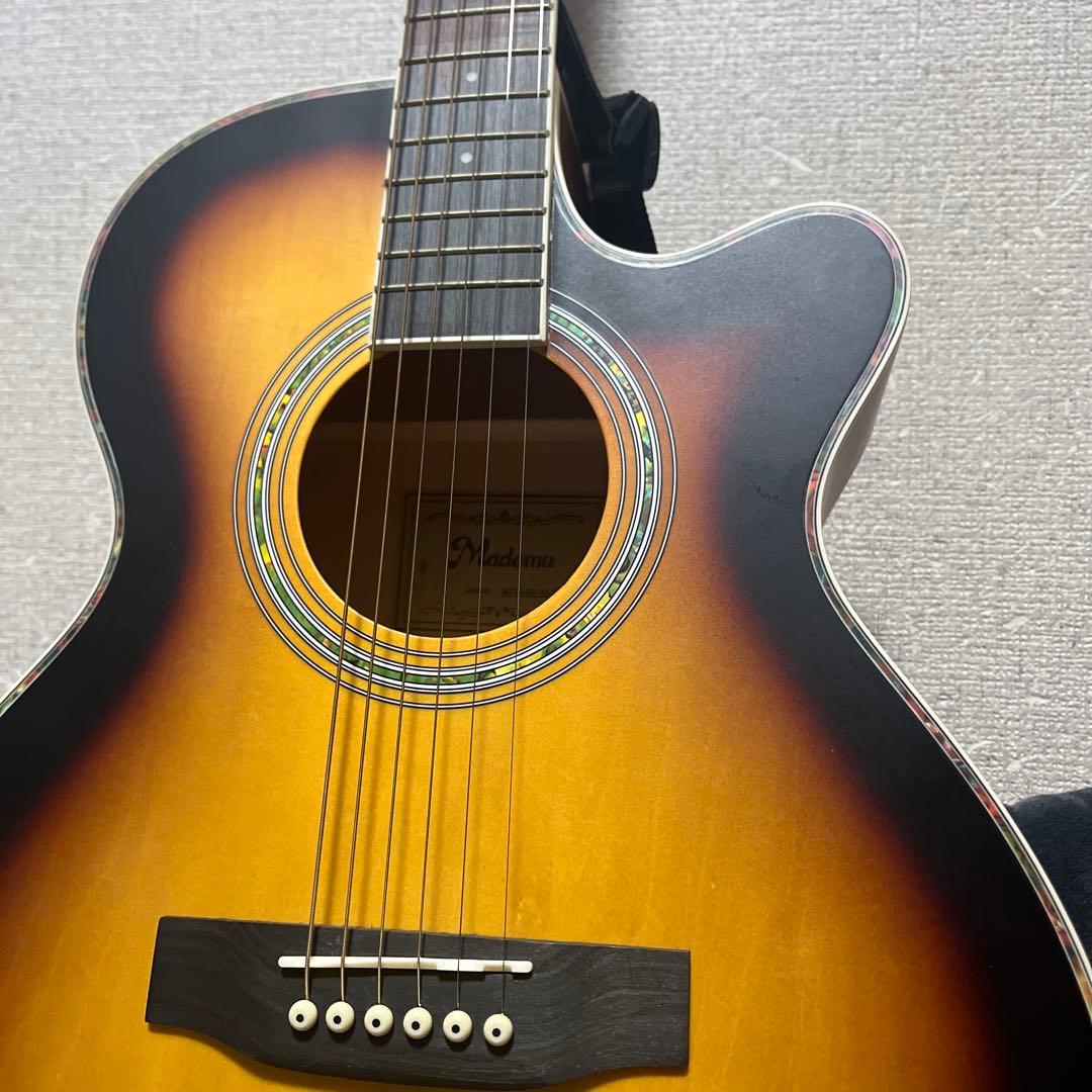 Mademu アコースティックギター