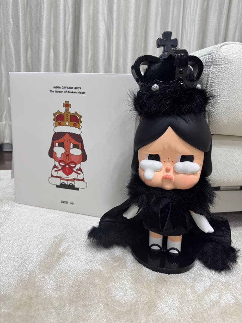 その他 MEGA CRYBABY 400%