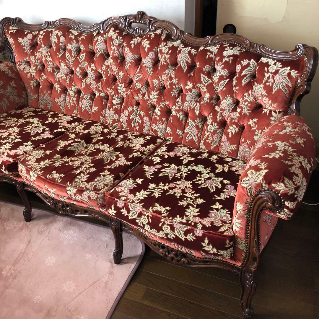 金華山 イタリア　ビクトリアンスタイル 3人掛けソファ 赤色 花柄