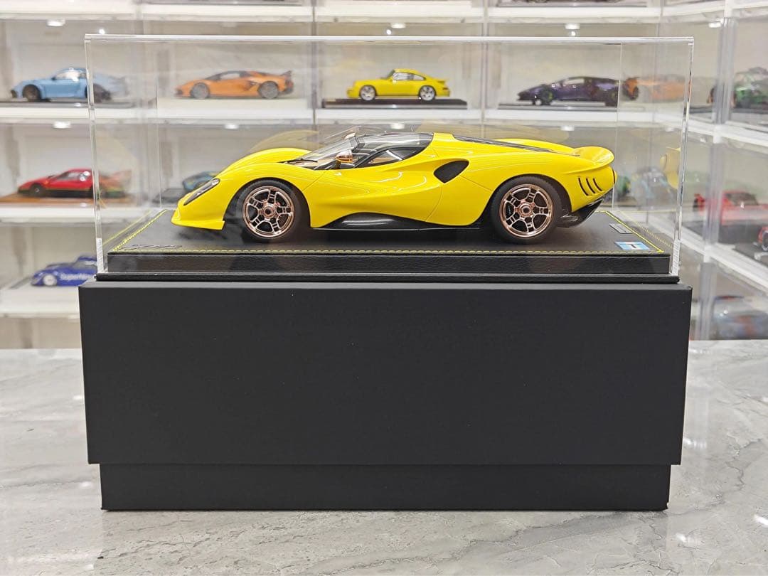 peako ピーコ 1/18 デ・トマソ P72 2024 ミニカー 当日発送