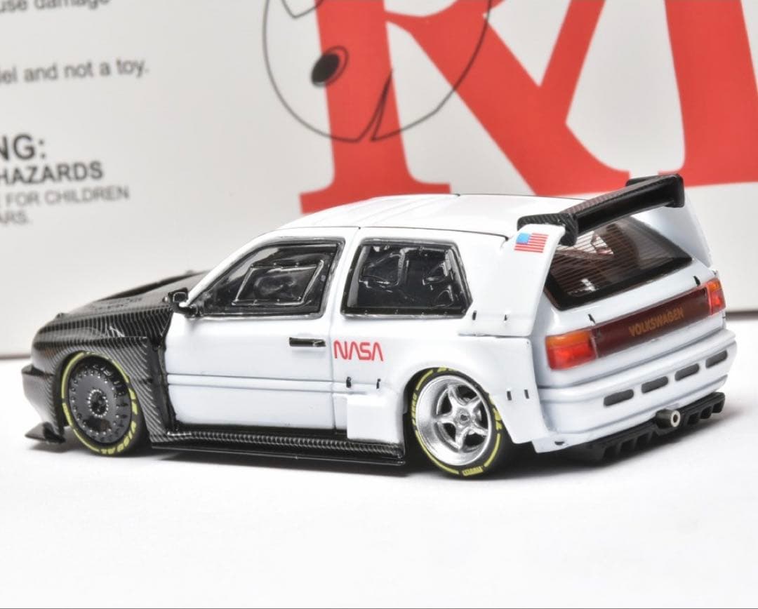 Rhino Models 1/64 VW ゴルフ MK3 NASA