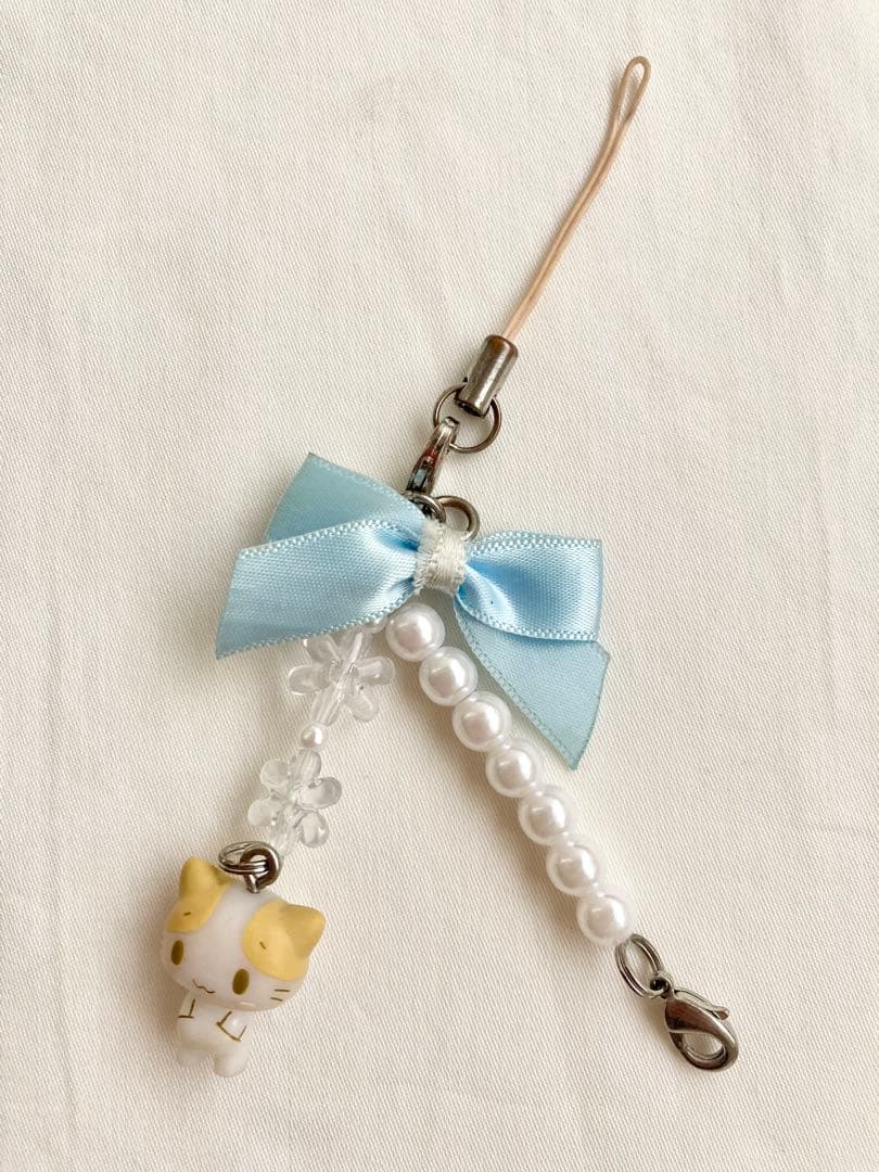 超希少マシュマロみたいなふわふわにゃんこ マスコット付ストラップ サンリオ