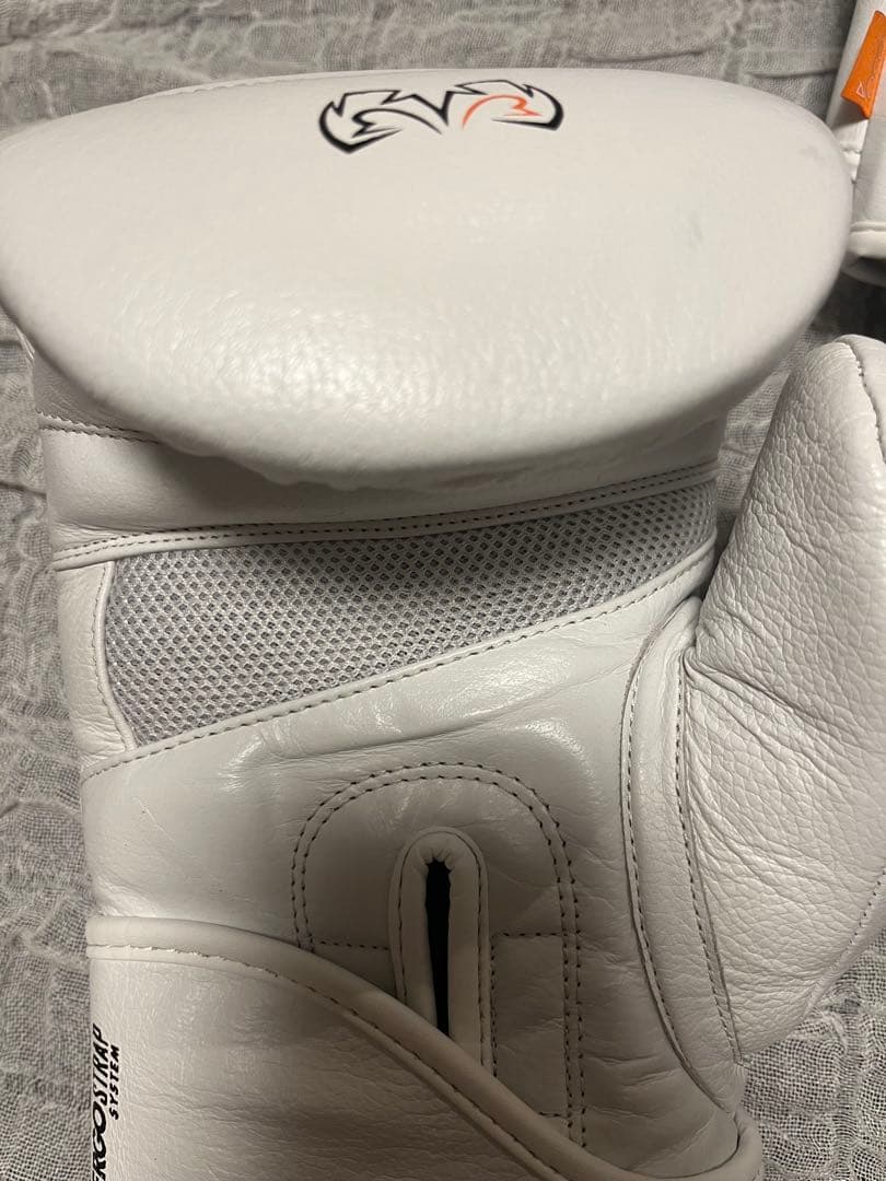 RIVAL RB50 バッググローブ ホワイト