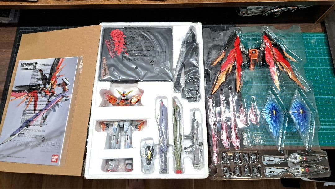 サトウキビ　デスティニーガンダム　ハイネ機