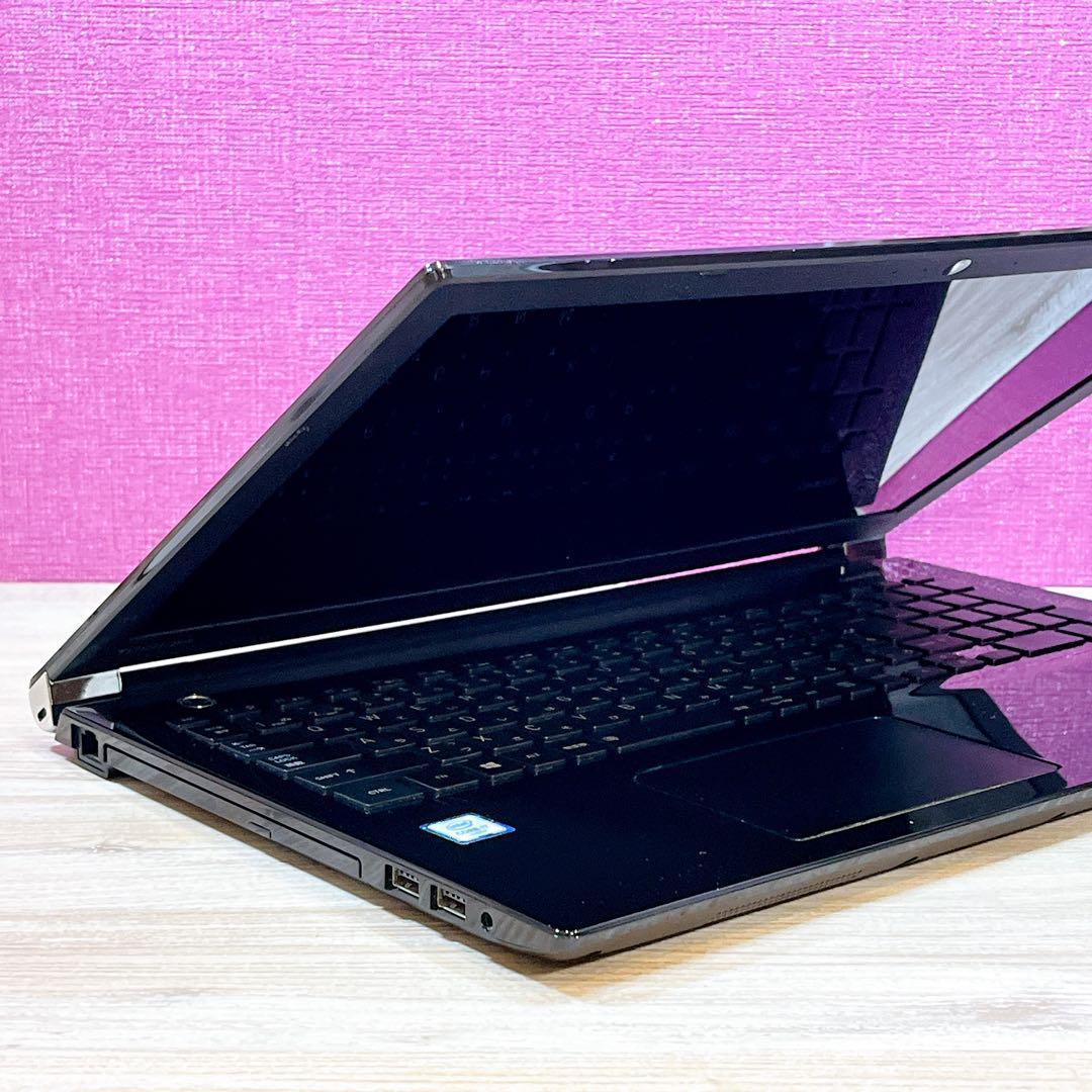 Corei7✨メモリ8GB✨Win11✨カメラ付✨ブルーレイ✨SSHD✨フルHD