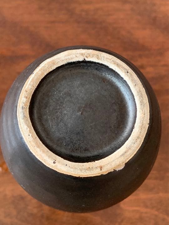 人間国宝 金城次郎初期 昭和時代 呉須絵二彩線刻魚船紋徳利