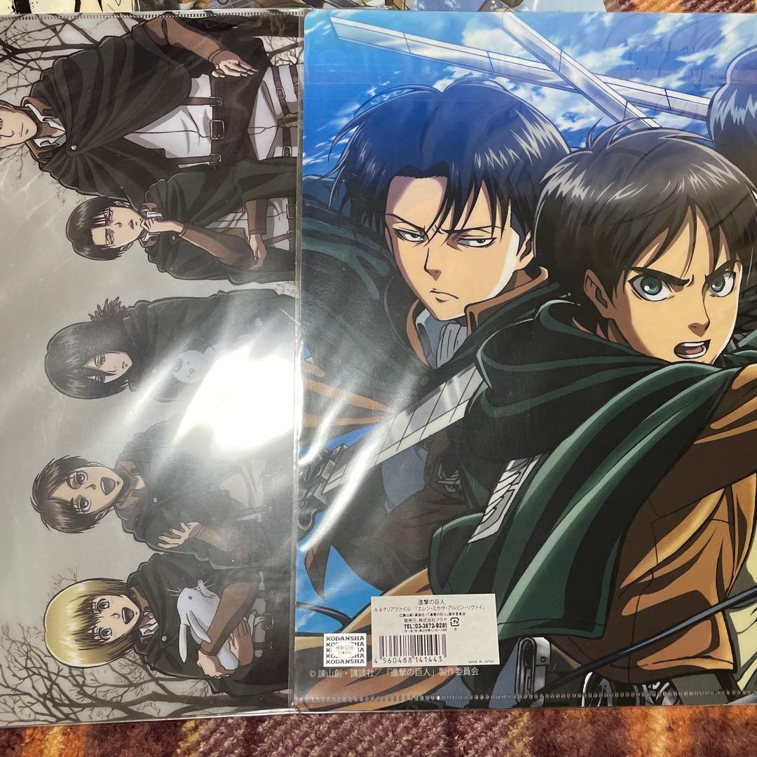 進撃の巨人 クリアファイル 9種 特典など 未開封 リヴァイ エレン他