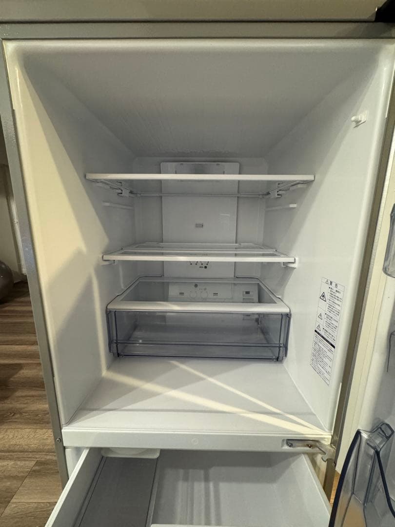 AQR-27K 冷蔵庫 272L 幅600mm