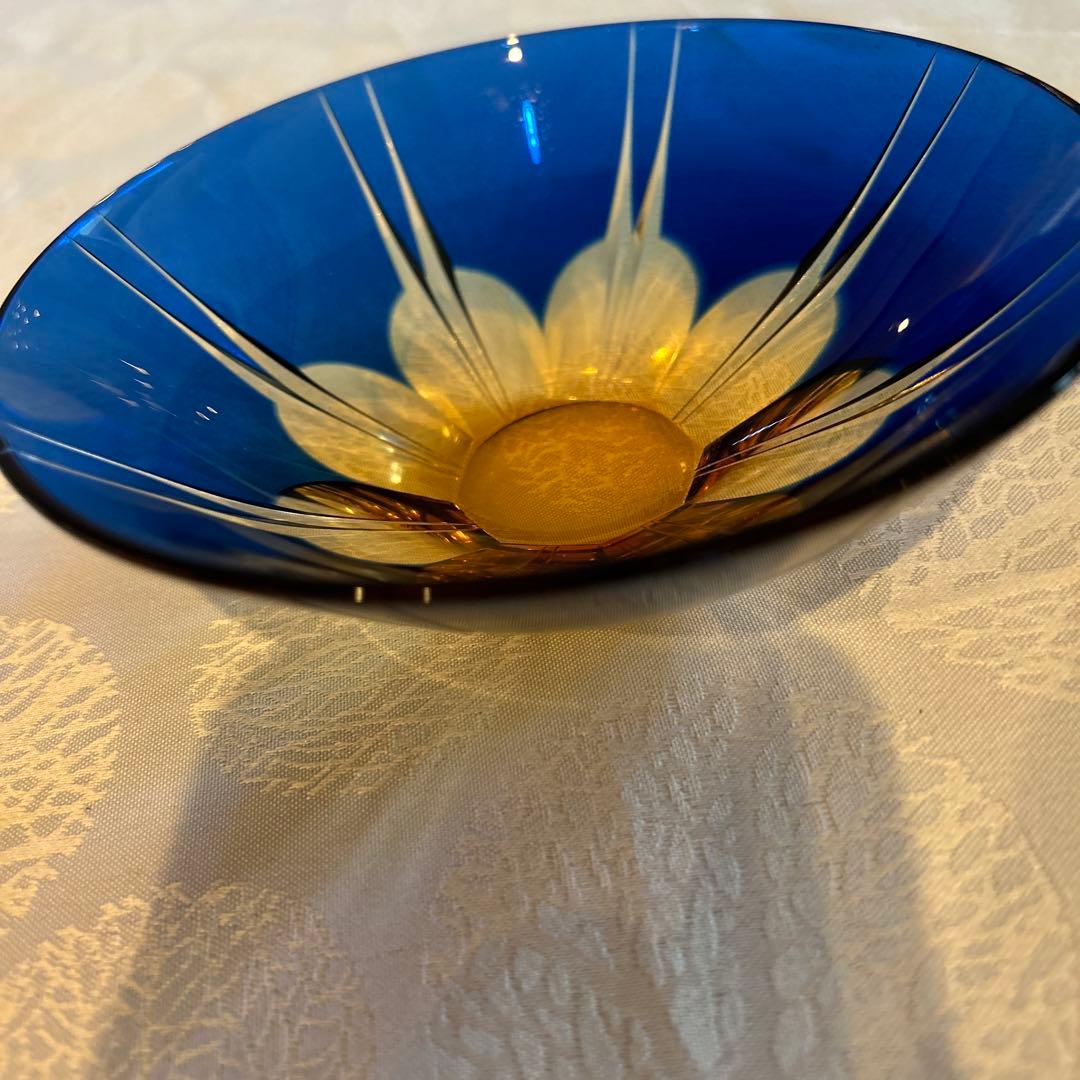 ガラス抹茶茶碗