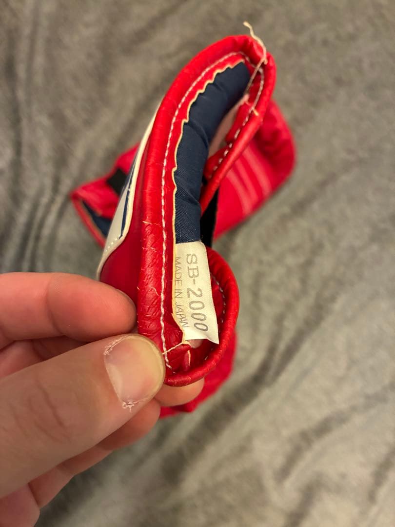 ウイニング　パンチンググローブ　SBZ-2000 赤