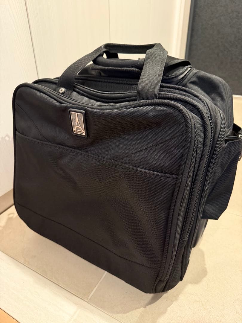 バッグ Travelpro FlightCrew5 Horizontal Rolling