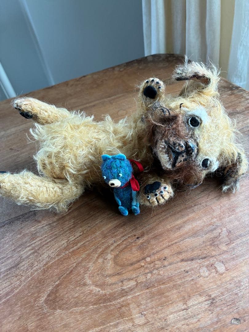 渡辺利絵　アーティストペア　ブリュッセルグリフォン