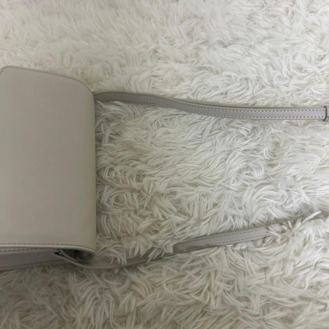 【極美品】VASIC CITY MINI ショルダーバッグ　白 アイボリー