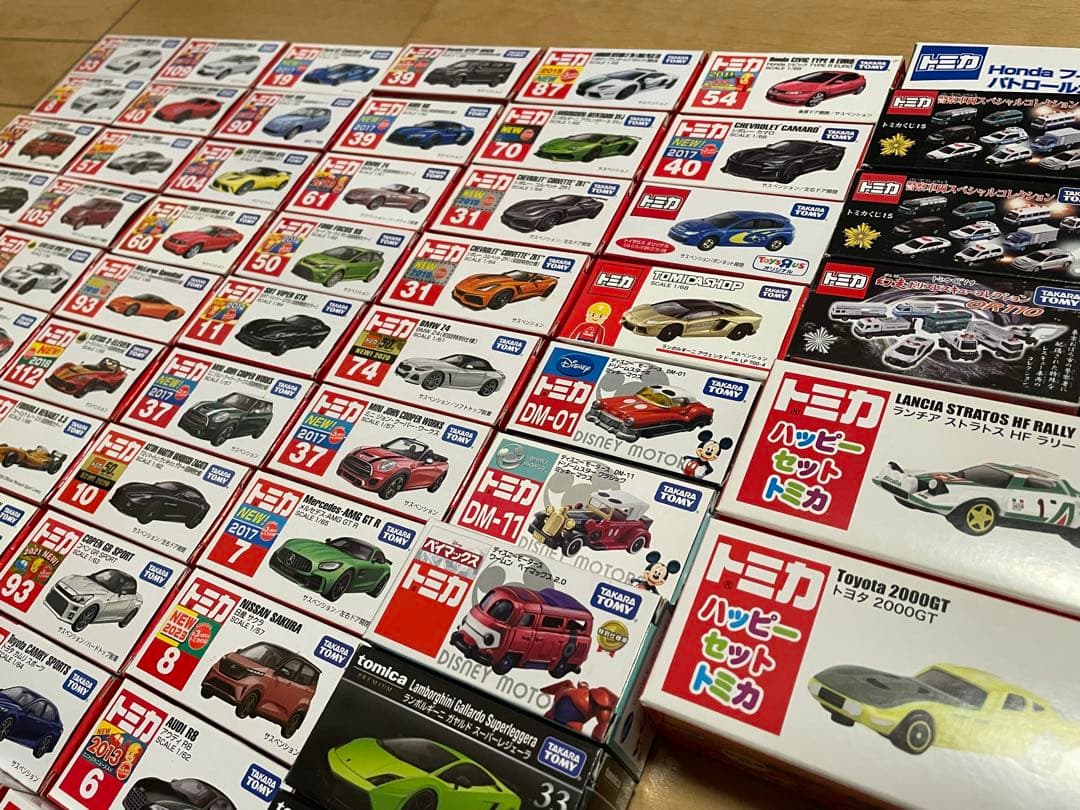 トミカ ミニカーセット 多数