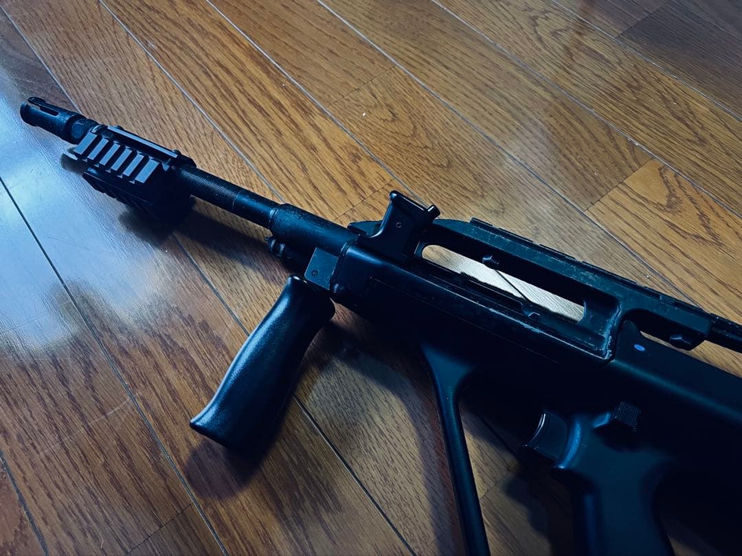 東京マルイ　ステアーAUG 電動ガン