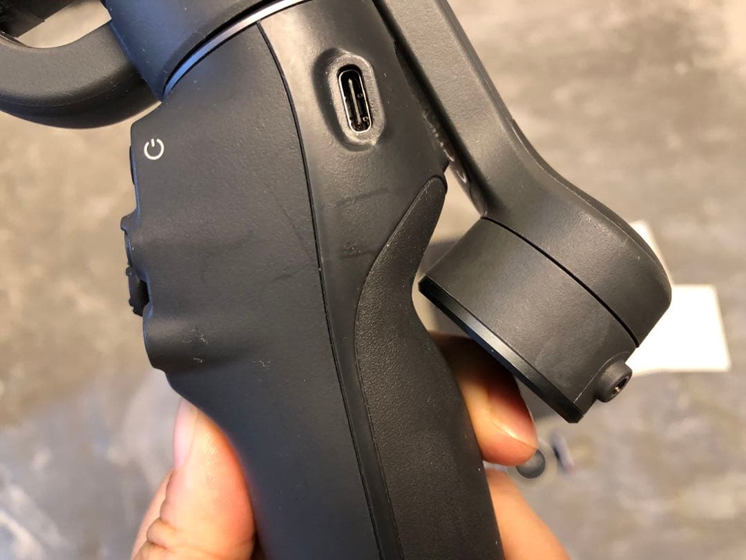 DJI Osmo Mobile 6 スマートフォンスタビライザー　スレートグレー