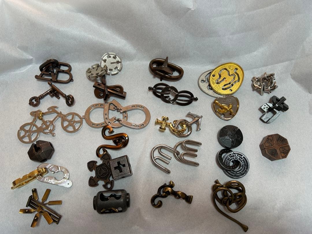 Hanayama キャストパズル　25個セット