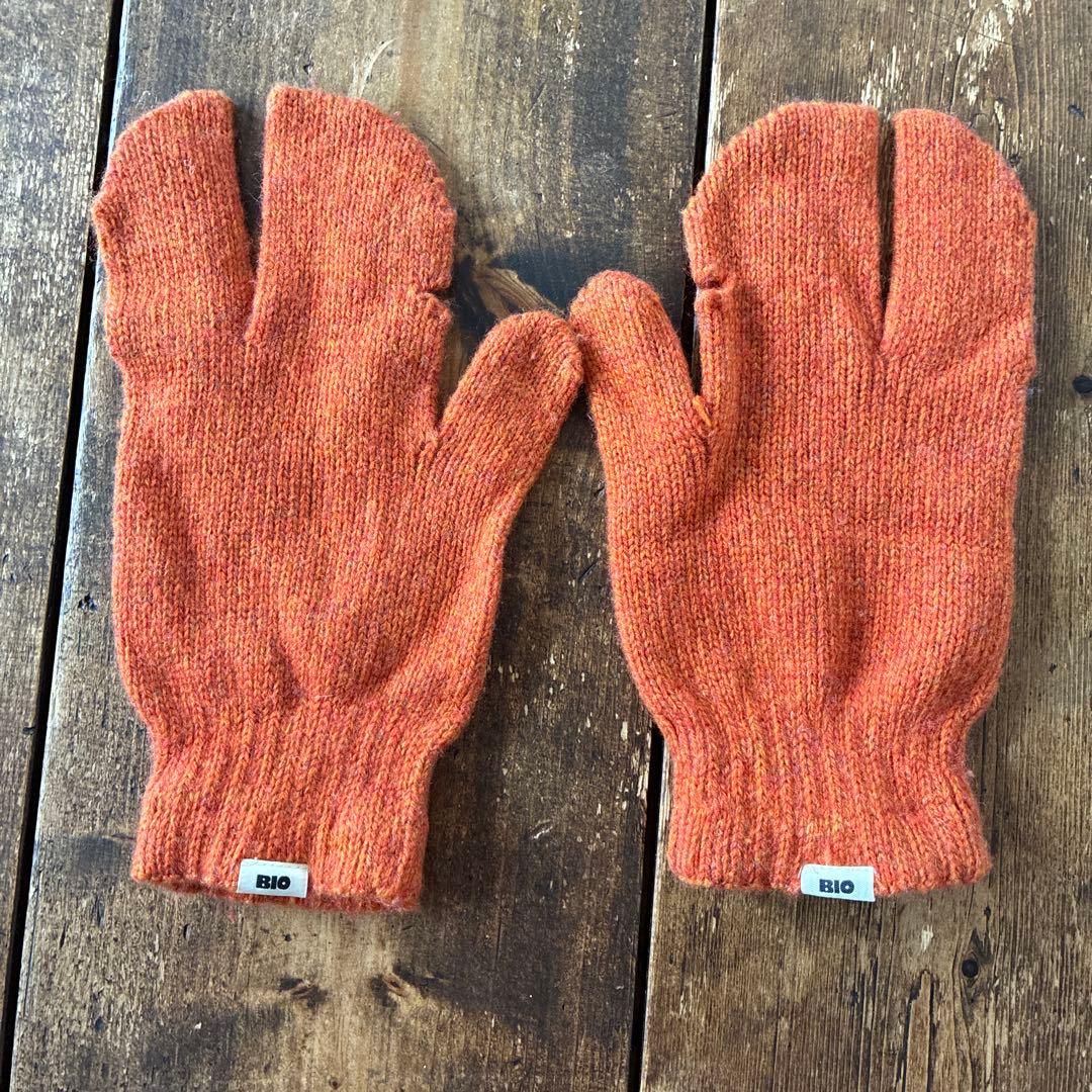 【つかさ着用】　BIO monster 手袋