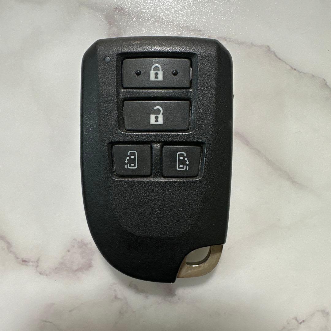 トヨタ　ハイエース　両側電動ドア　純正　スマートキー